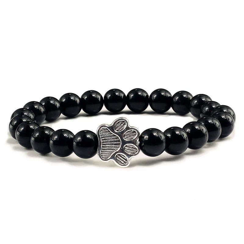 Armband mit Pfotenabdrücken, verziert mit Perlen